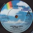 7inch Vinyl Single - The Oak Ridge Boys - Christmas Is Paintin' The Town