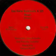 The Randolph Singers / Orchester Der Wiener Staatsoper , Conductor Felix Prohaska - 1961 - A Special Christmas Music Medley / Eine Kleine Nachtmusik, K. 525