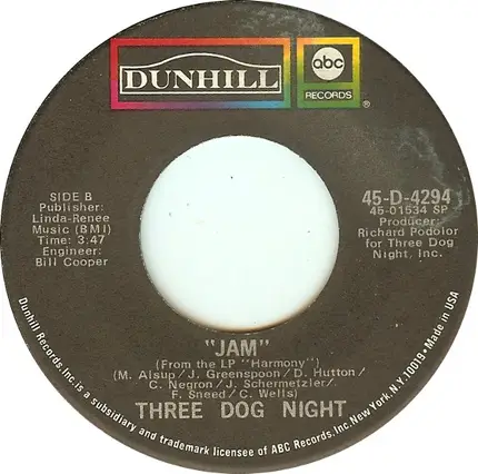 Three Dog Night - An Old Fashioned Love Song