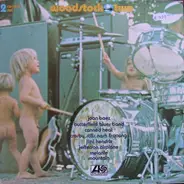 Jimi Hendrix, Jefferson Airplane, Joan Baez, a.o. - Woodstock Two