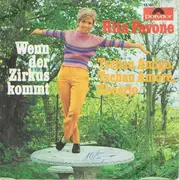 7inch Vinyl Single - Rita Pavone - Wenn Der Zirkus Kommt